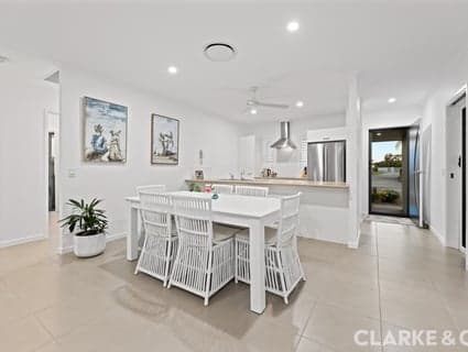 8/24 Coolamon Crescent, Beerwah - Thumbnail 3