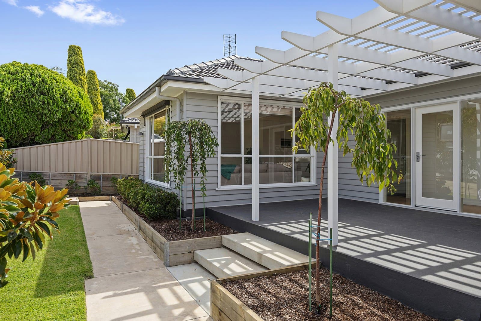 8 Illingworth Street, Golden Square, Golden Square - Thumbnail 2