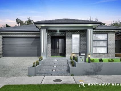 167 Fairways Boulevard, Craigieburn - Image 1