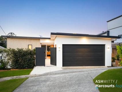 13 Tooloon Street, Coolangatta - Thumbnail 3