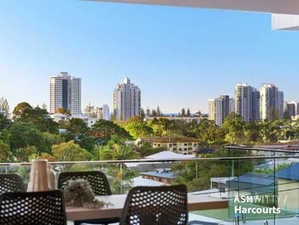 13 Tooloon Street, Coolangatta - Thumbnail 6