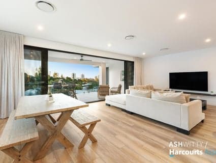13 Tooloon Street, Coolangatta - Thumbnail 7
