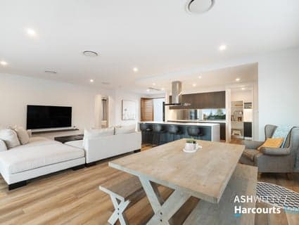 13 Tooloon Street, Coolangatta - Thumbnail 8