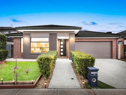 17 Langdon Drive, Wyndham Vale - Image 1
