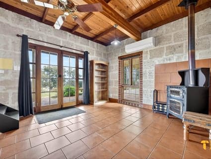 2 Dr Dunlop Grove, Northam - Thumbnail 5