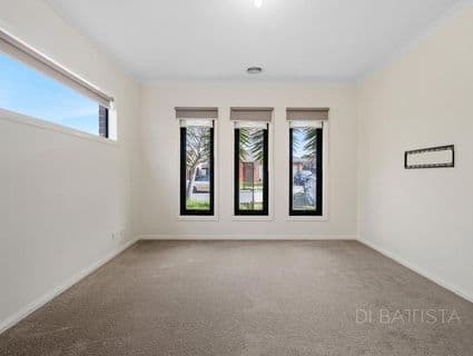 3 Huntingfield Street, Craigieburn - Thumbnail 2
