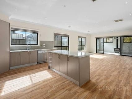 3 Huntingfield Street, Craigieburn - Thumbnail 8