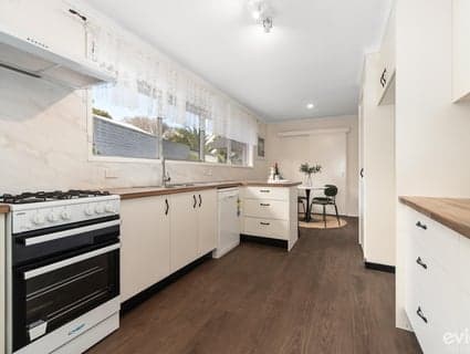 10 Milford Crescent, Frankston - Thumbnail 7