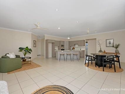 111 Shutehaven Circuit, Bushland Beach - Thumbnail 6
