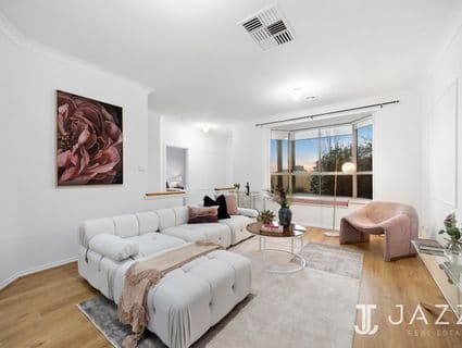 29 Dolphin Crescent, Point Cook - Thumbnail 3