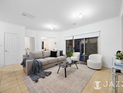29 Dolphin Crescent, Point Cook - Thumbnail 4