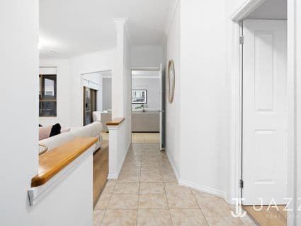 29 Dolphin Crescent, Point Cook - Thumbnail 8