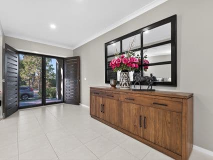 32 Edwin Close, Manor Lakes - Thumbnail 3
