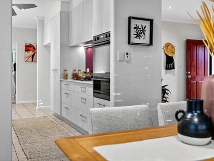 12 Petrie Way, Idalia - Thumbnail 7