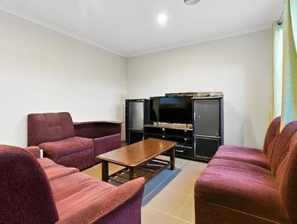 7 Wells Road, Point Cook - Thumbnail 3