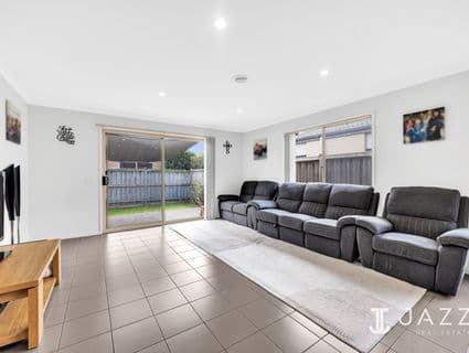 3 Calypso Crescent, Point Cook - Thumbnail 4