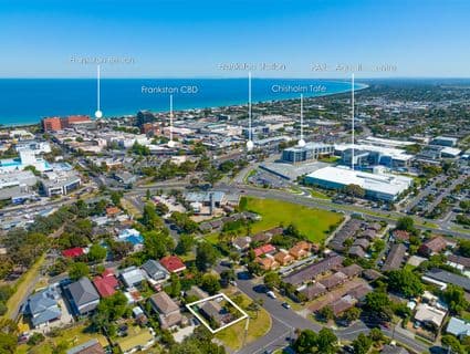 404, Frankston - Image 1