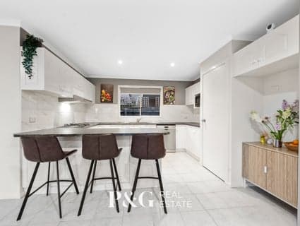 20 Langbourne Drive, Narre Warren South - Thumbnail 2