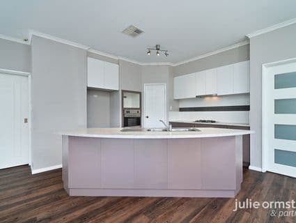 49 Busch Parkway, Pearsall - Thumbnail 8