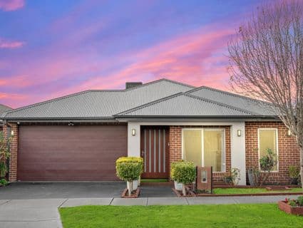 50 Primrose Crescent, Mickleham - Image 1
