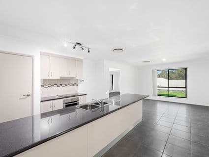 18 Ingra Close, Glen Eden - Thumbnail 3