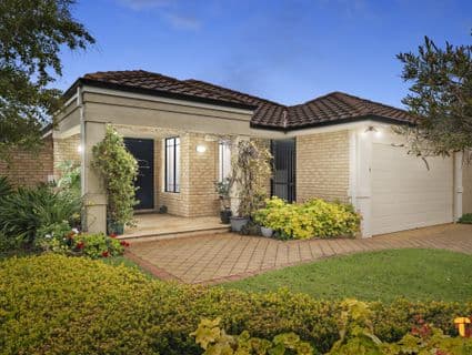 22 Inverness Court, Cooloongup - Image 1