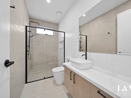 24 Supreme Avenue, Greenvale - Thumbnail 5