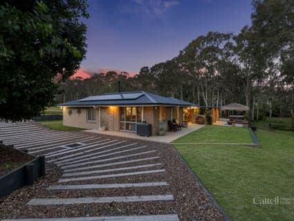 32 Hollingshed Street, Greta - Thumbnail 2