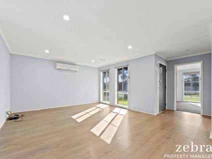 27 Dongala Drive, Werribee - Thumbnail 2