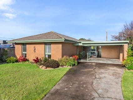 2 Moulamein Court, Hamlyn Heights - Thumbnail 3