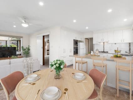 2 Moulamein Court, Hamlyn Heights - Thumbnail 4