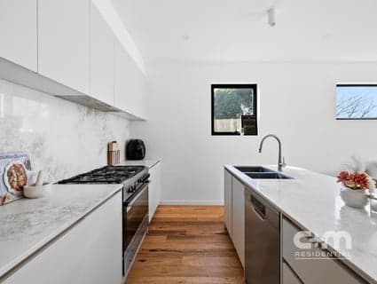 404, Glenroy - Thumbnail 5