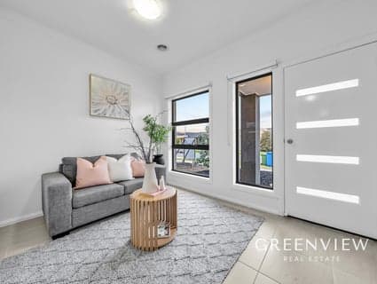 31 Destiny Drive, Cranbourne North - Thumbnail 2