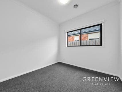 31 Destiny Drive, Cranbourne North - Thumbnail 8