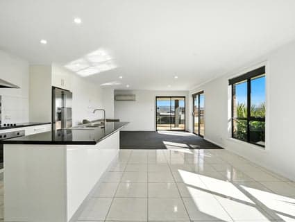 3 Penicola Place, Newnham - Thumbnail 3