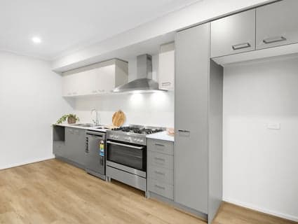 401 Maracana Avenue, Manor Lakes - Thumbnail 6