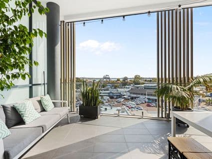 410/22 Kearns Crescent, Ardross - Thumbnail 2