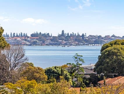 410/22 Kearns Crescent, Ardross - Thumbnail 3