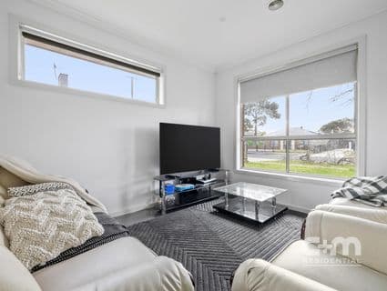 404, Glenroy - Thumbnail 3