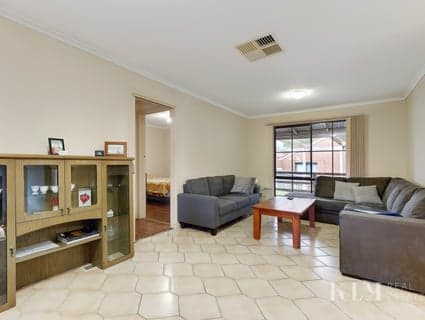 5 Chinnock Court, Craigieburn - Thumbnail 5