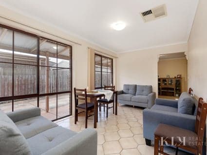 5 Chinnock Court, Craigieburn - Thumbnail 6