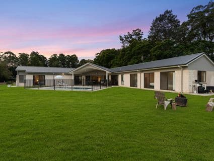 1081 Steve Irwin Way, Glass House Mountains - Image 1
