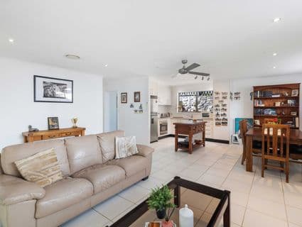 31 Kundart Street, Coes Creek - Thumbnail 5