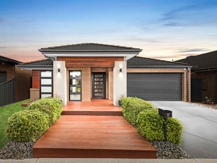 5 Uralla Street, Manor Lakes - Image 1