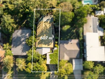 15 Coral Tree Avenue, Noosa Heads - Thumbnail 2