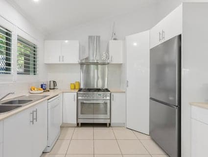 15 Coral Tree Avenue, Noosa Heads - Thumbnail 8