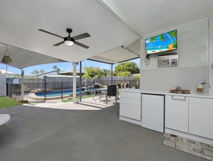 2 Kearney Court, Annandale - Thumbnail 3