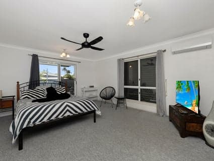 2 Kearney Court, Annandale - Thumbnail 7