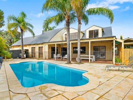 1 Socha Court, Greenfields - Thumbnail 2