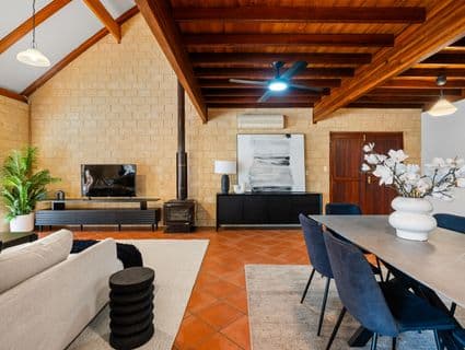 1 Socha Court, Greenfields - Thumbnail 3